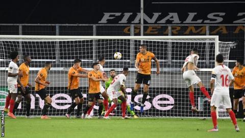 PREDIKSI SEVILLA VS MANCHESTER UNITED
