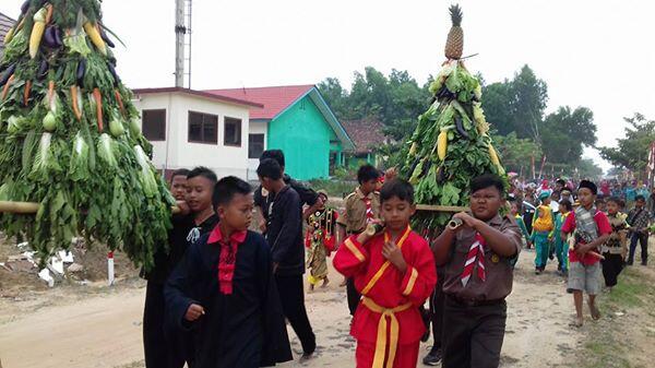 Penting mana Perlombaan-perlombaan, Pawai atau Kesehatan?