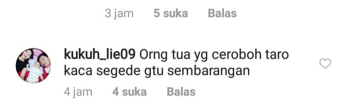 Wow! Bak Adegan di Film, Seorang Ayah Selamatkan Anaknya yang Hampir Tertimpa Cermin