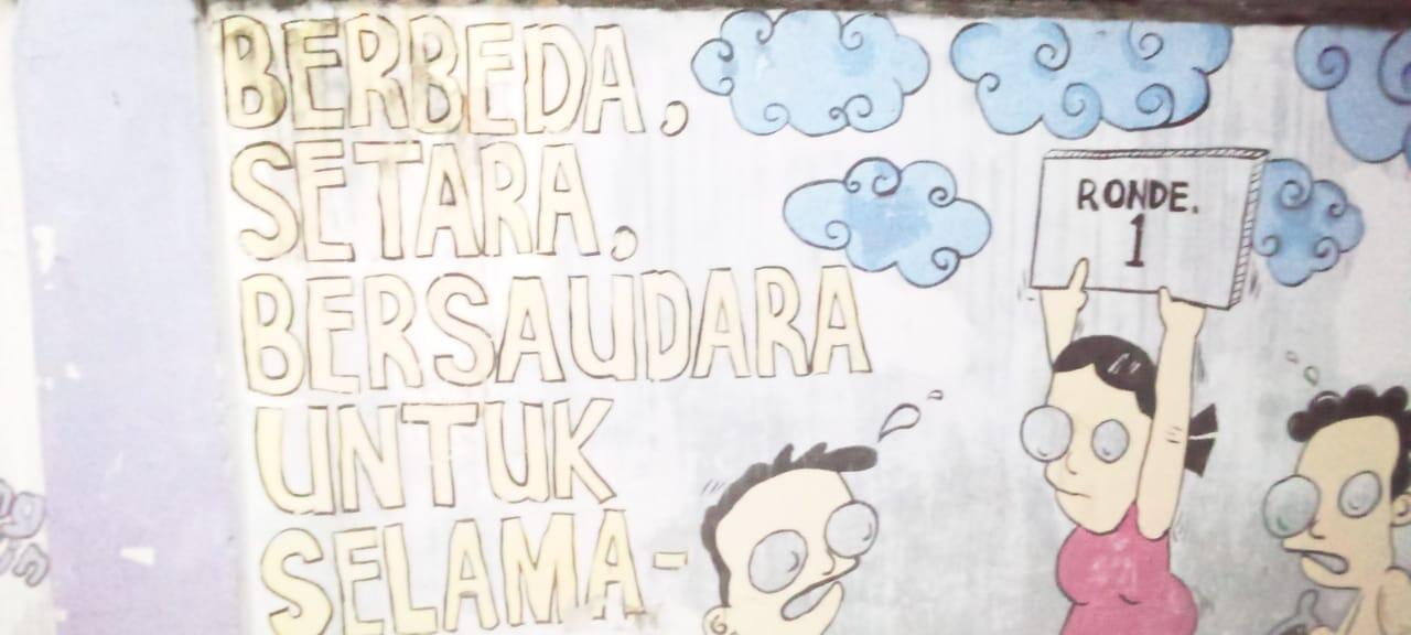 Menggambar Tembok Nuansa Kemerdekaan Untuk Memperingati Hut RI
