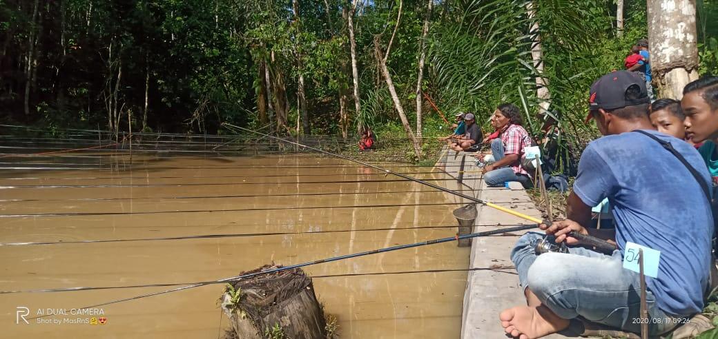 lomba Memancing Pertama HUT Kemerdekaan RI