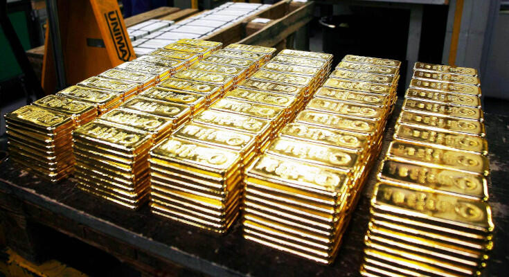 Harga Emas Kembali Naik Tembus $2.000 Selasa