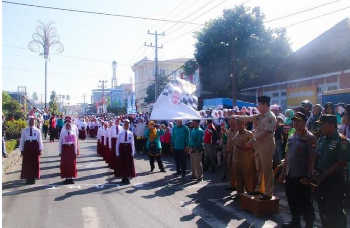 Insiden Saat Gerak Jalan, Malu Tapi Berbuah Manis!