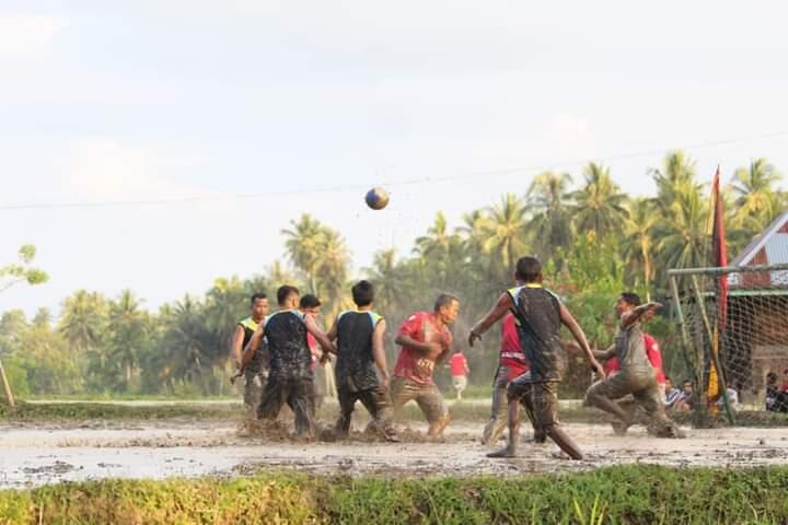 Futsal Lumpur, yang Selalu Ditunggu Saat Perayaan HUT RI