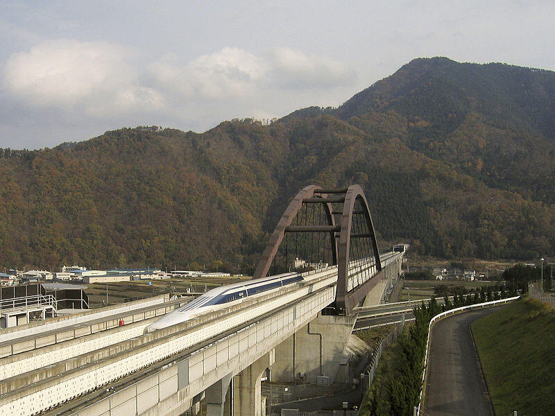 Jepang Punya Kereta Supercepat, Seribu Kilometer Bisa Kurang Dari Dua Jam!