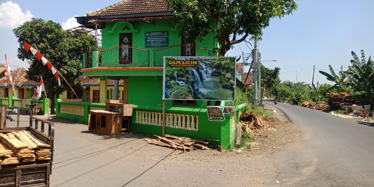 Menatap Harap Tahun Baru, Merasakan Sensasi Tafakur Syukur di Dam Licin