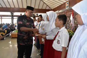 Penghargaan Pertamaku Ikut Lomba 17 Agustus