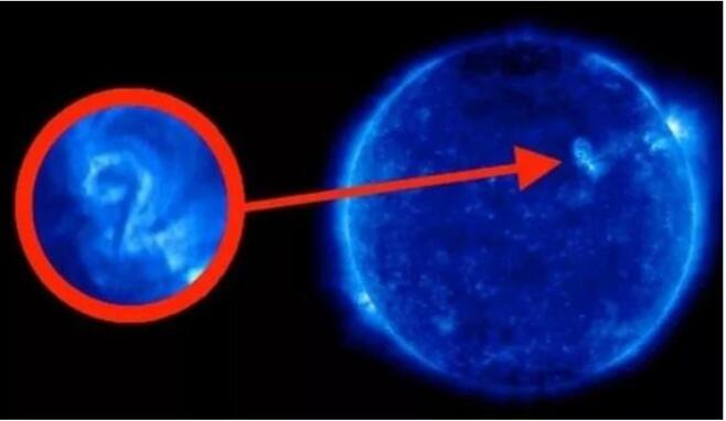 Simbol Misterius di Matahari Diduga Pesan dari Alien, Ini Faktanya!