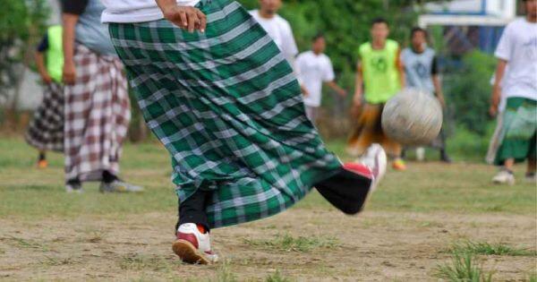 Game Legend 17-an: The Sarung Soccer Championship