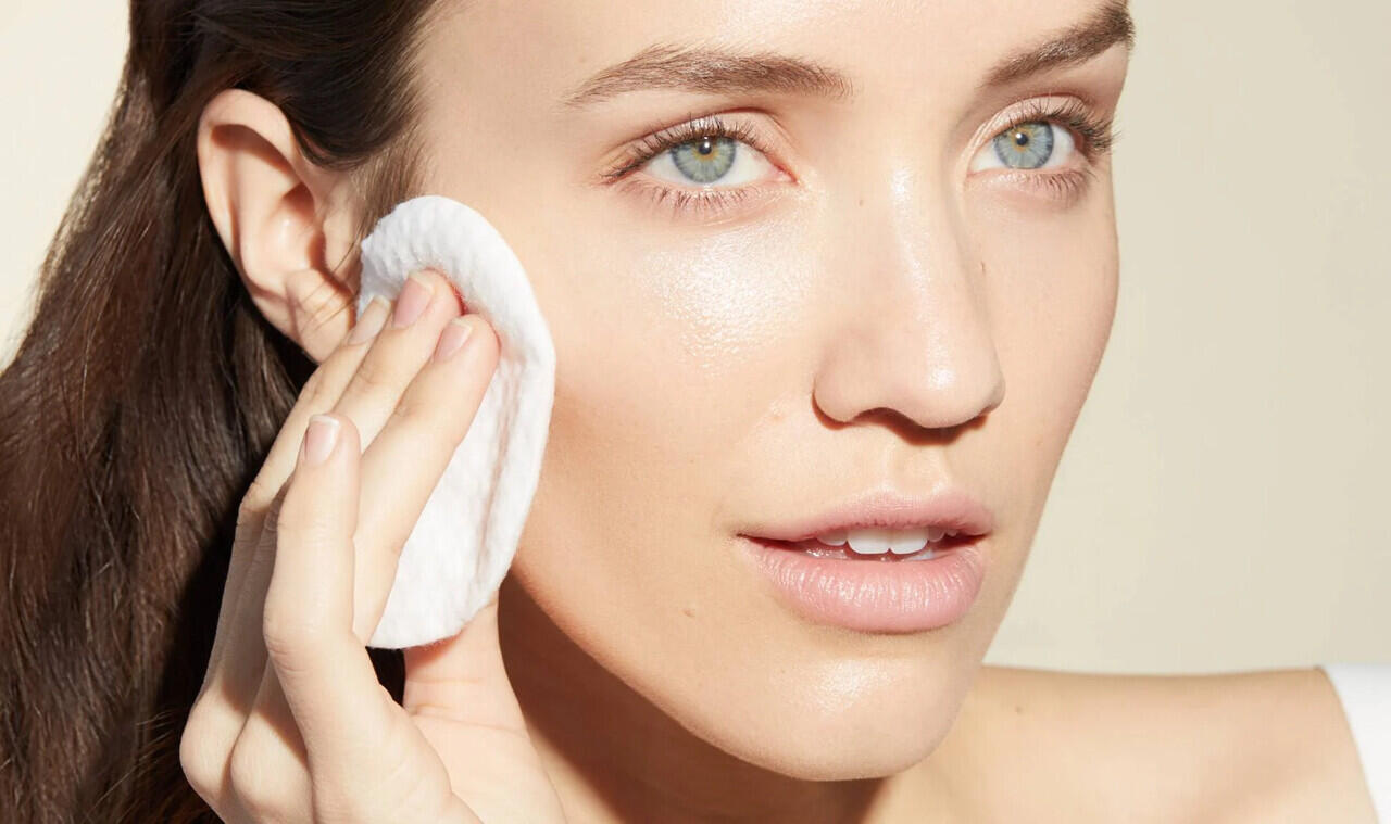 4 Alasan Kenapa Sista Perlu Toner dalam Skincare Routine