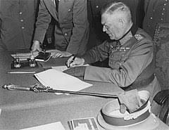 Jadi Ini Antek - Antek Hitler Yang Menanda tangani Penyerahan Jerman Terhadap Sekutu