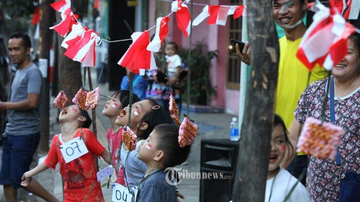 Uniknya Upacara Hari Kemerdekaan Republik Indonesia Di Kantor Ane