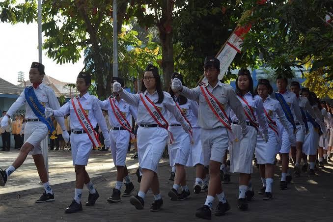 Pengalaman Berjuang Nahan Mules Pas Jadi Petugas Upacara
