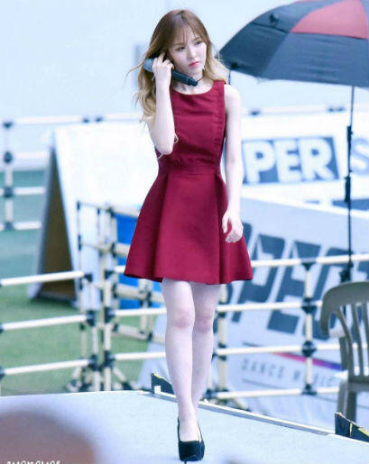 10 Inspirasi Dress Wendy Red Velvet, Feminin Dan Gak Ribet