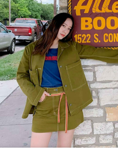 10 Mix And Match Bawahan Rok Krystal Jung, Simpel Dan Modis