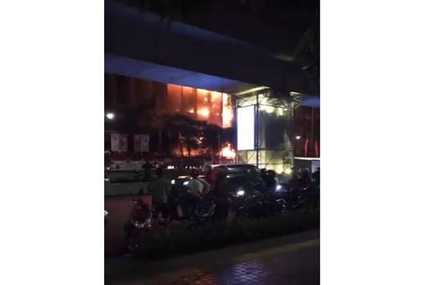 Tujuh Lantai Kejagung Terbakar, Salah Satunya Tempat Penyimpanan Arsip