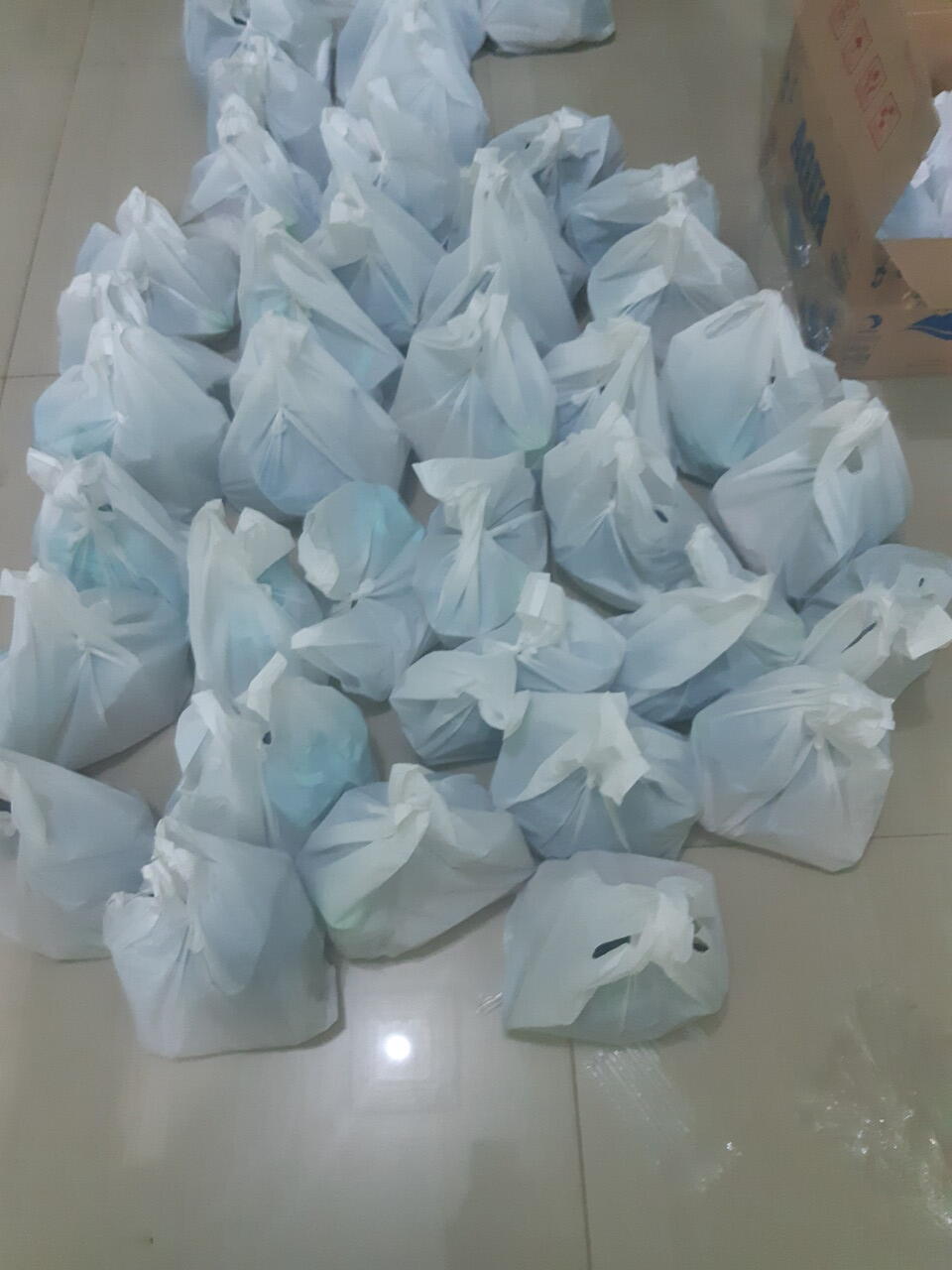 Pandemi Belum Berakhir, Kita Harus Tetap Saling Bantu!