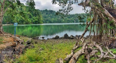 Wisata Alam Bahari yang Eksotik dan Instagramable di Pulau Bawean