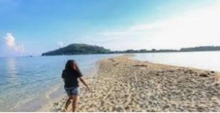 Wisata Alam Bahari yang Eksotik dan Instagramable di Pulau Bawean