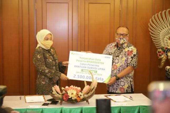 Data 2,5 Juta Calon Penerima Subsidi Upah Sudah di Tangan Menaker Ida Fauziah