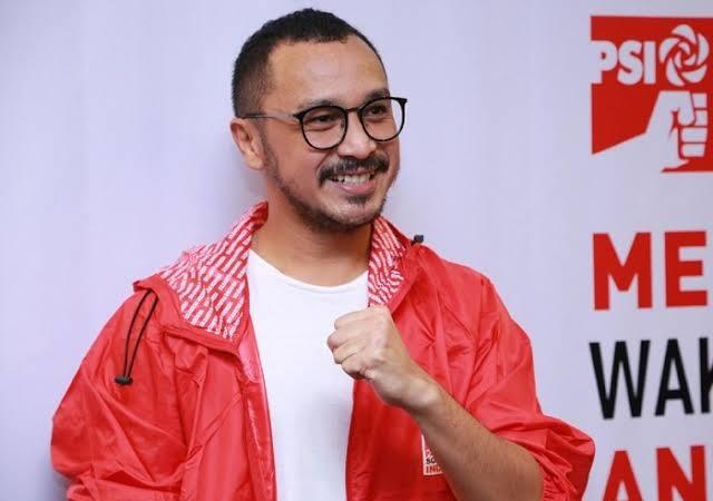 Giring Bukan Satu-satunya Artis yang Ikut Berpolitik, Yang lain pun Ada dan Banyak!