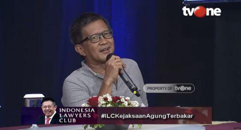 Rocky Gerung: Bukan Kejagung yang Terbakar tapi Pasar Gelap Keadilan