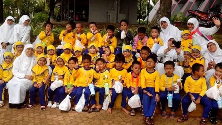 Lika liku Seorang Guru dalam Mengajar Daring, Jadi Melek Teknologi!