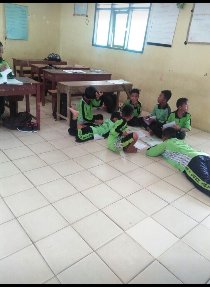 Inilah Dokumentasi Bersekolah Di Masa Pandemi, Semua Serba Ketat! 
