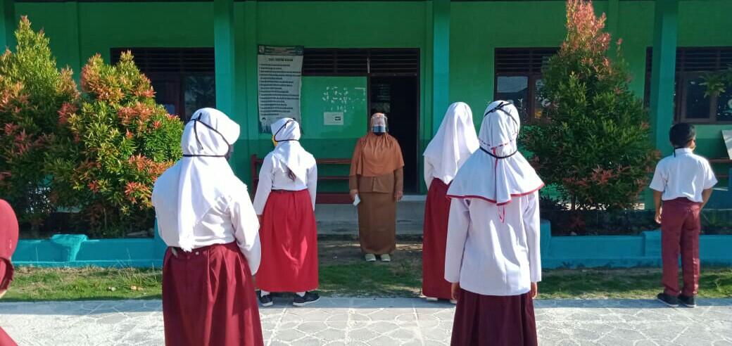 Inilah Dokumentasi Bersekolah Di Masa Pandemi, Semua Serba Ketat!