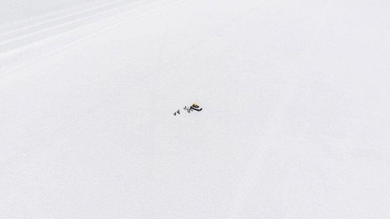 Panorama Pelangi yang Menakjubkan di Padang Garam Bolivia