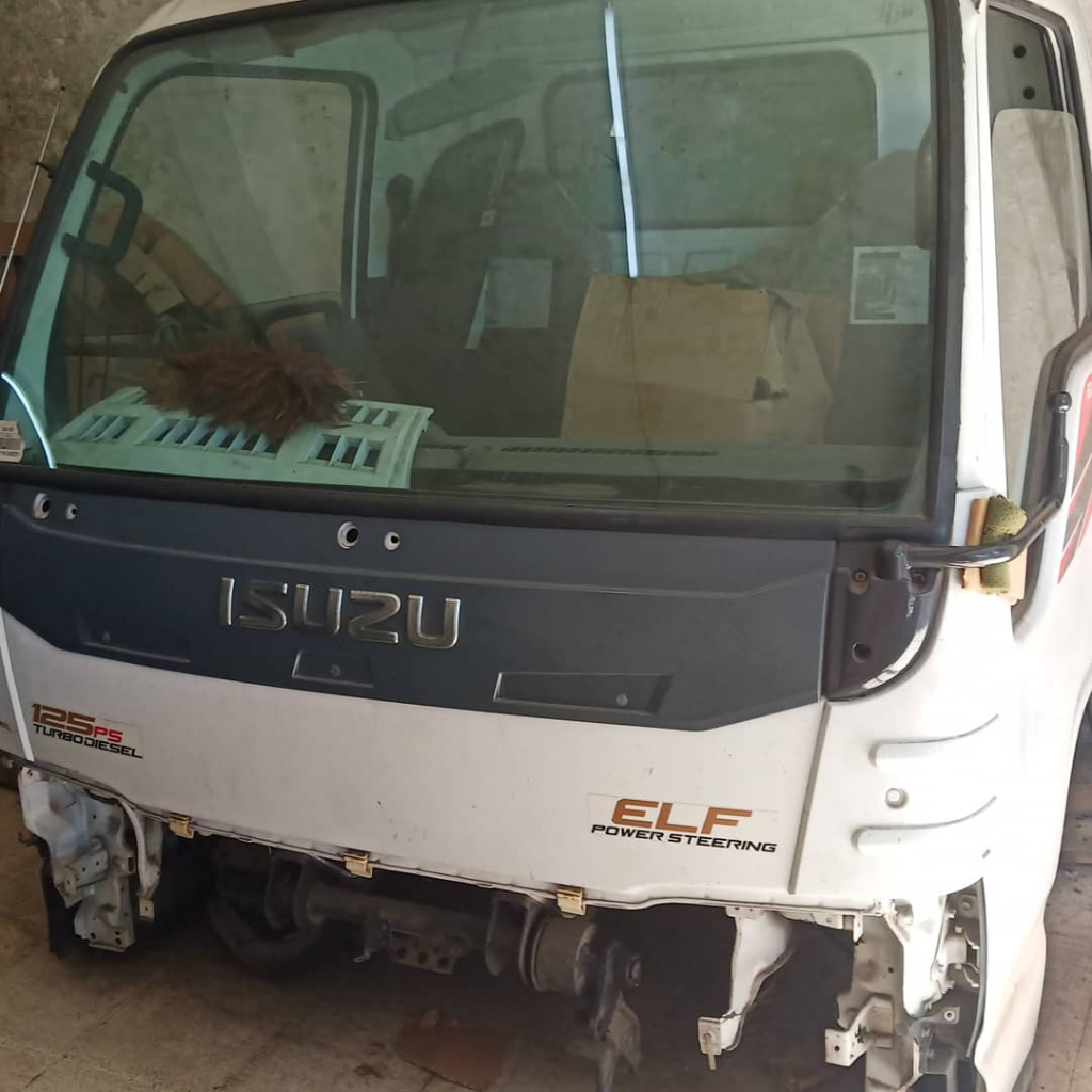 Menjual Cabin Truck Dan Bak Pick Up