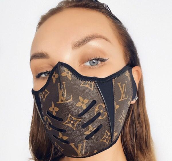 Selain Ampuh Mencegah Penularan Virus Corona, Masker Akan Menjadi Trend Fashion