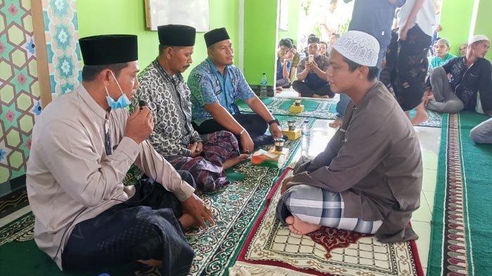 Sering Mimpi Pakai Peci dan Baju Putih, Seorang Napi Narkotika di Langsa Masuk Islam