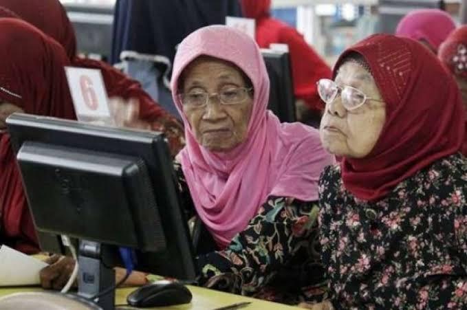 Adaptasi Ekonomi Bagi Pedagang Baby Boomers Gaptek Kala Pandemi