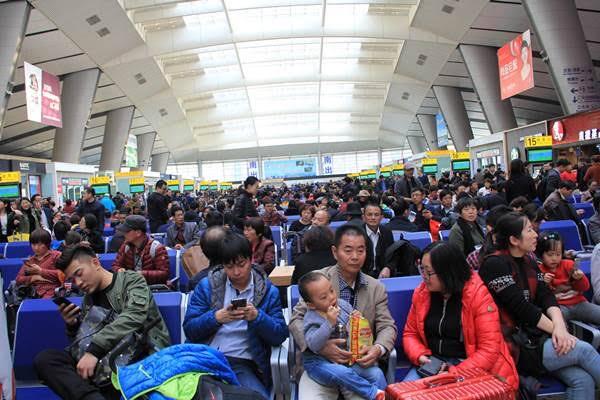 China Mulai Pulih Pandemi, Bebas Masker Dimana-Mana