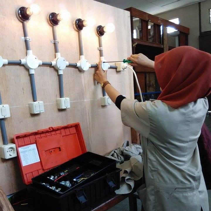 Lab Konstruksi di Jurusan Teknik Sipil Itu Apa Aja sih????