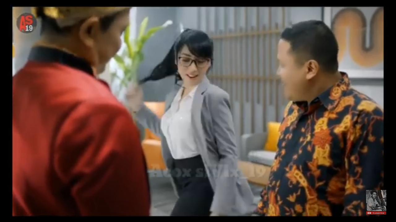 Iklan Rokok Versi Jin yang Tak Layak Tayang di Televisi, tetapi Tayang di...? Cerdas!