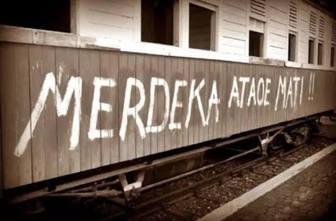 Jakarta Tahun 1945, Upacara Inggris Dan Belanda Di Istana Hindia Belanda