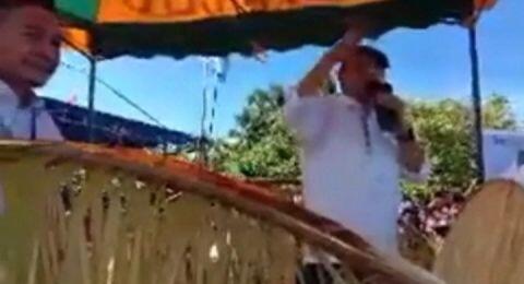 Detik - detik Bupati Halmahera Timur Ambruk dan Meninggal saat Orasi