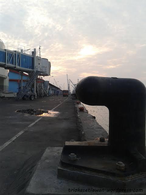 Benda Apa Saja yang Bisa Kita Temui Saat Berada di Pelabuhan? Berikut Contohnya!