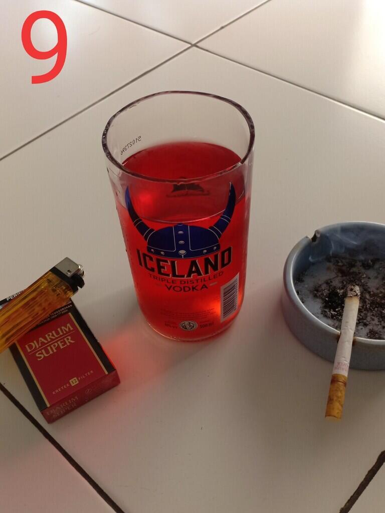 Cara Paling Mudah Membuat Gelas dari Botol Kaca