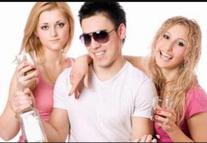 WOMANIZER