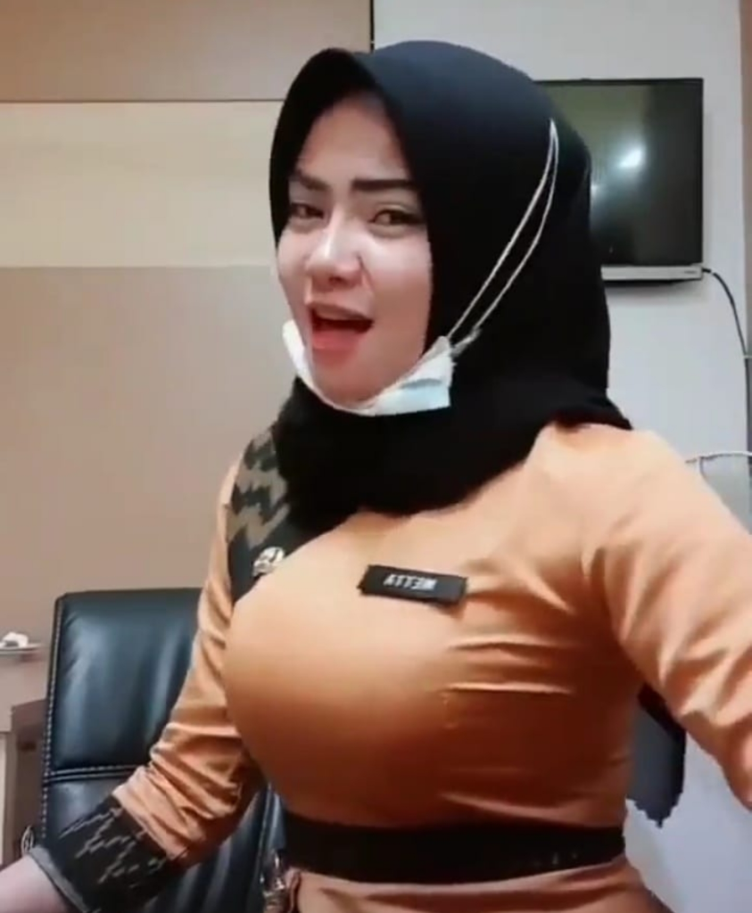 Cerita DS Ditelpon Orang Penting saat Nuntut Telkomsel:Udahlah Kitakan Sesama Jokower