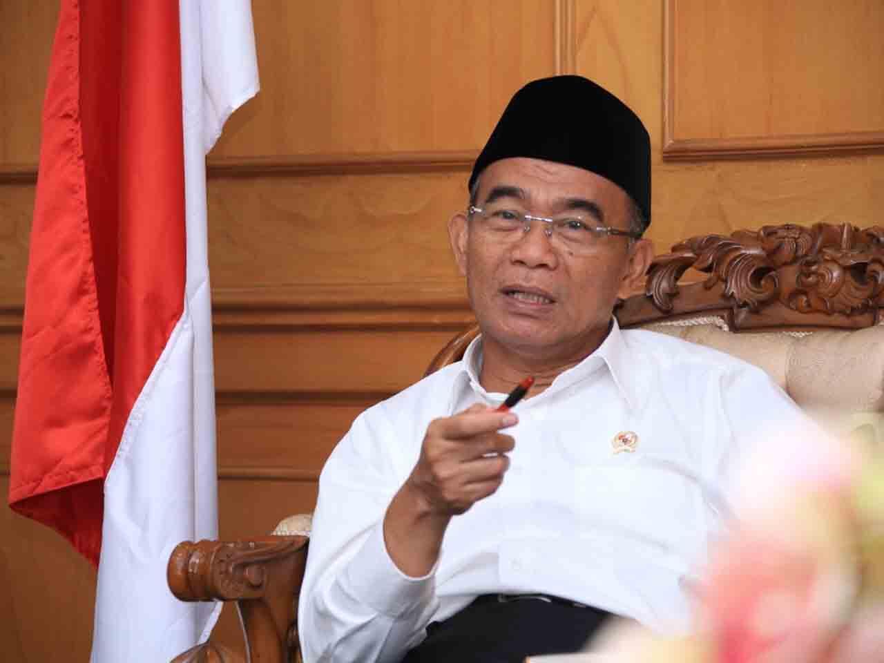 Kenapa Menko PMk Bilang Keluarga Miskin hasil dari Keluarga Miskin yang Besanan???
