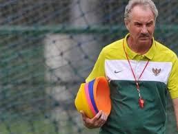 Coach Alfred Riedl Meninggal. Dunia