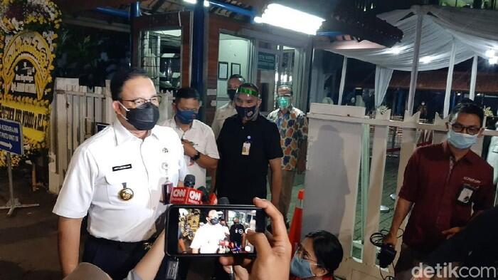 Anies: Perkantoran Mulai Senin WFH!