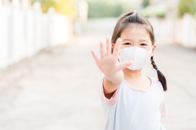 Masuk Pak Covid: 3 Perilaku Aneh Pemakai Masker Yang Pernah Ane Temui