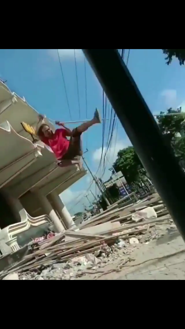 Kuli Bangunan Ini, Punya Skill Superhero