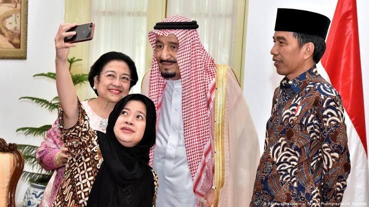 Arab Saudi Izinkan Umrah Dibuka Bertahap