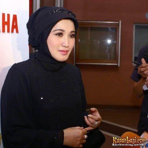 &#91;COC reg. Tasikmalaya&#93;Inilah 5 Pedangdut Senior dari Tasikmalaya! No. 2 Kontroversial